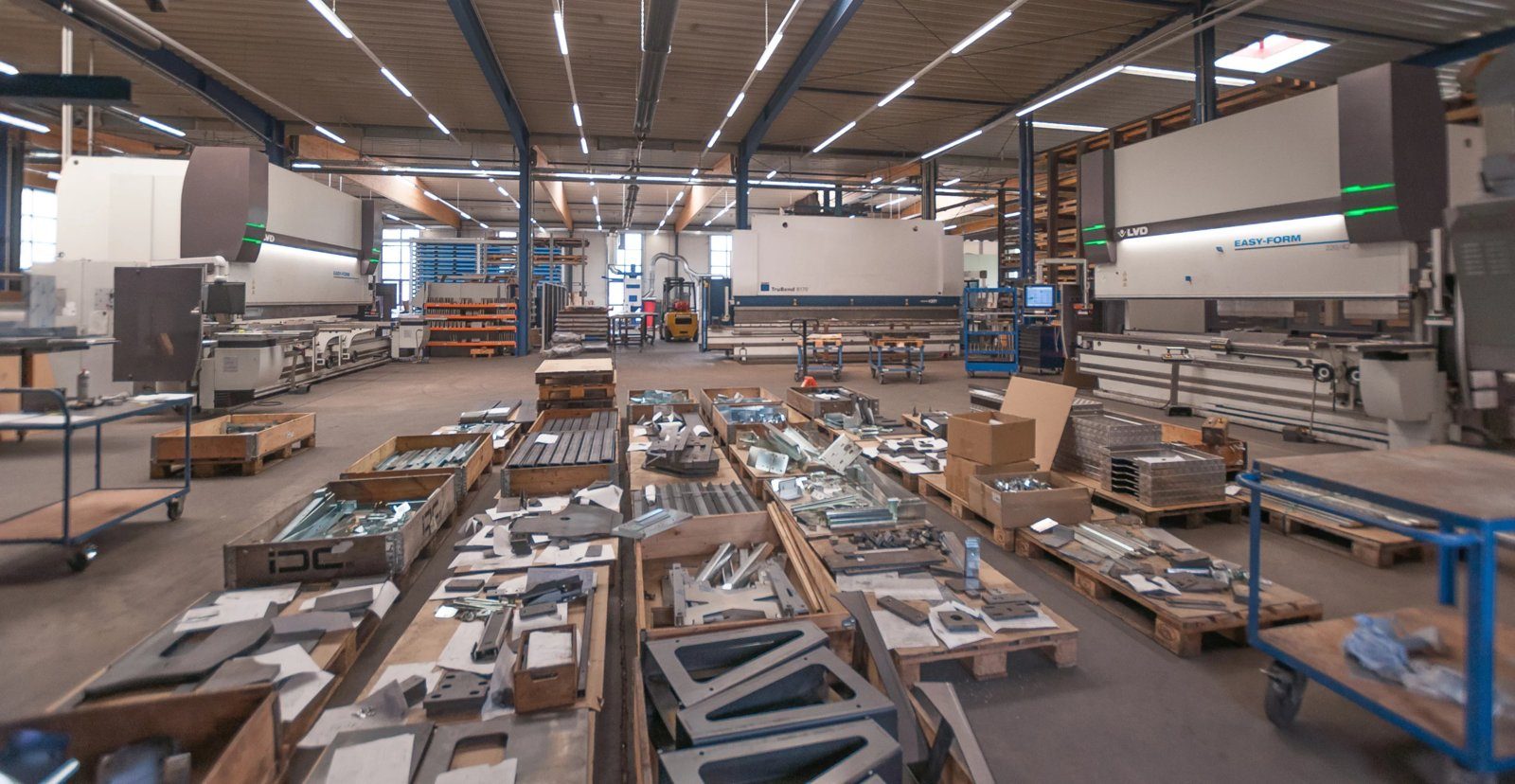 Fertigungshalle der FEG Metalltechnik in Lippstadt