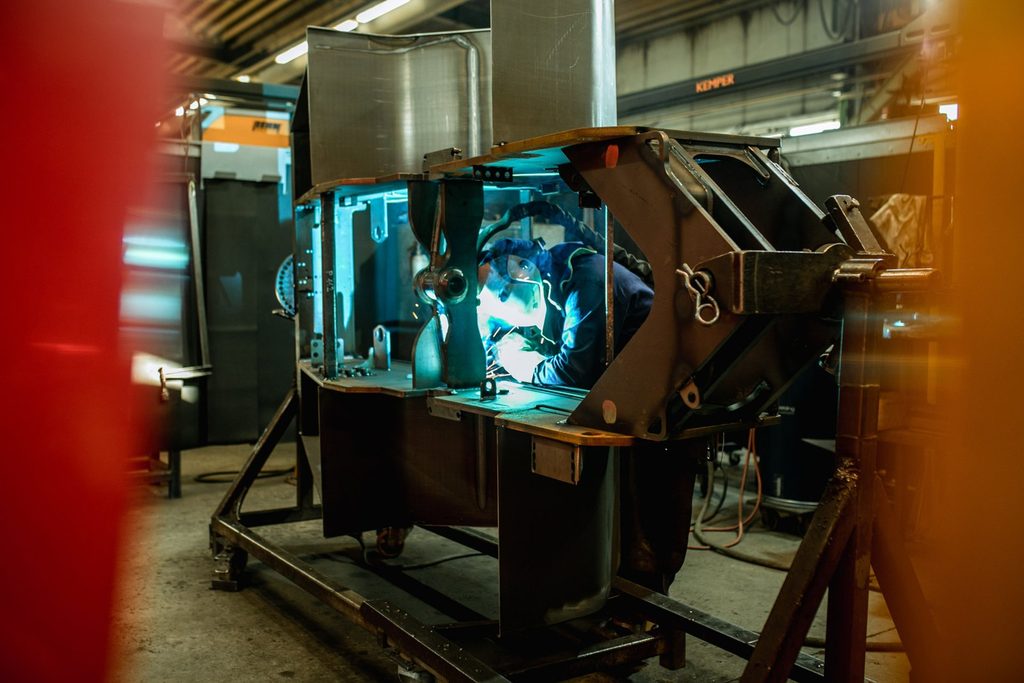 Große Schweißbaugruppe, Bauteil aus der Fertigung von FEG Metalltechnik